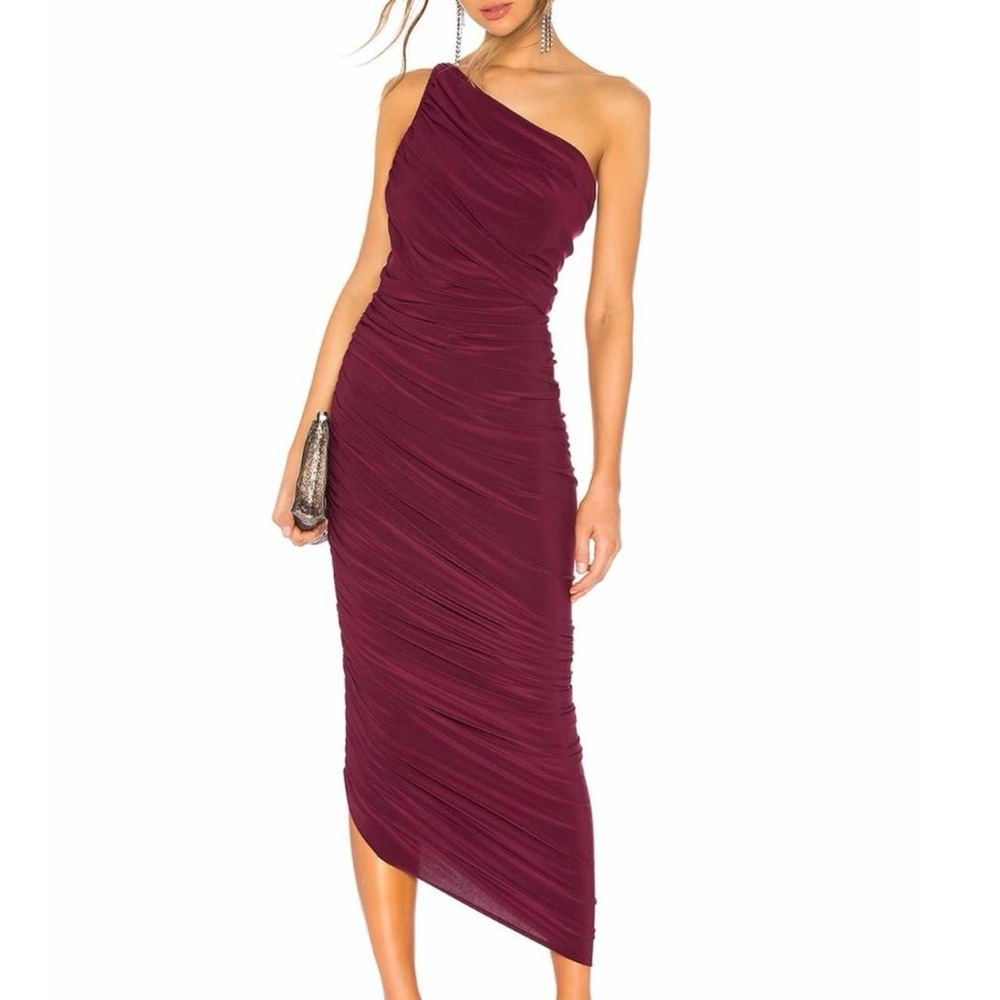 Norma Kamali Diana Gown
